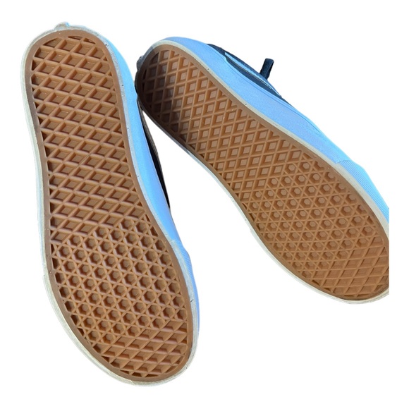 Black Vans - Picture 5 of 5